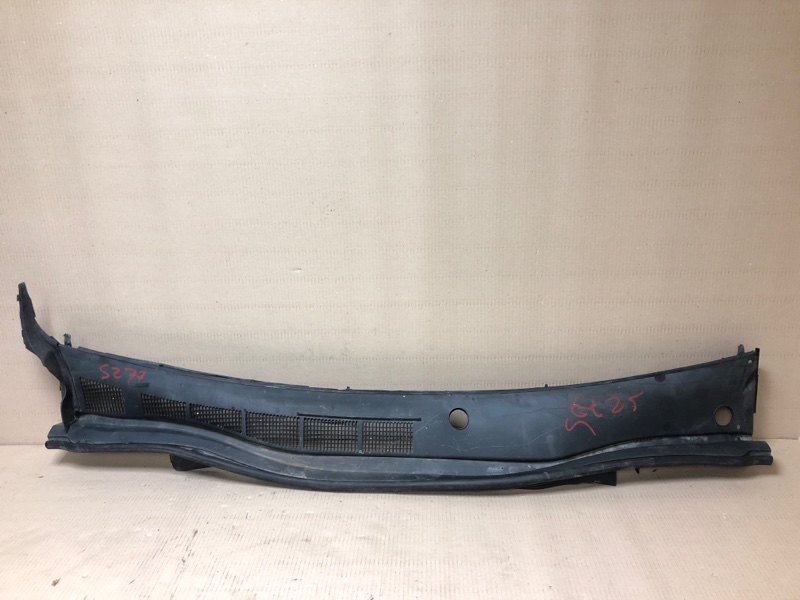 Запчасть пластик под лобовое стекло / жабо TOYOTA CAMRY 50 12-15 2012 Седан 2.5 55708-06210 Б/У Пластик под лобовое стекло / Жабо TOYOTA CAMRY 50 12-15 2012 Седан 2.5 55708-06210 Б/У