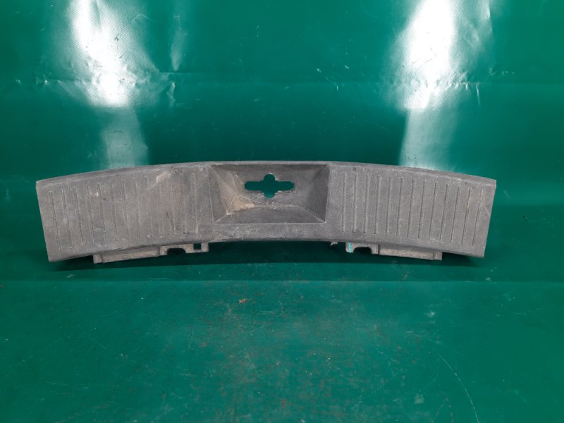 Накладка на порог багажника NISSAN ROGUE 08-15 2008 Внедорожник 2.5 QR25DE 84992-JM00A Б/У