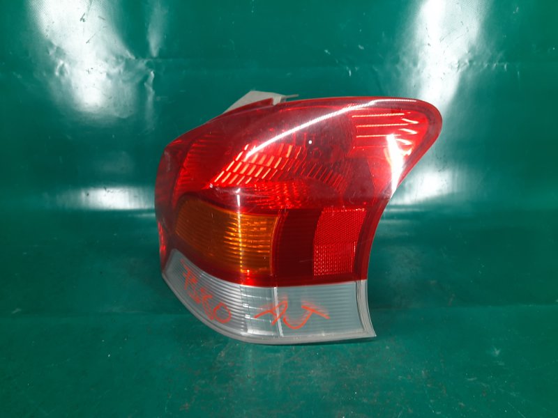 Фонарь наружный правый YARIS 05–11 2008 Хэтчбек 1.5 1NZ-FE Фонарь наружный правый YARIS 05–11 2008 Хэтчбек 1.5 1NZ-FE