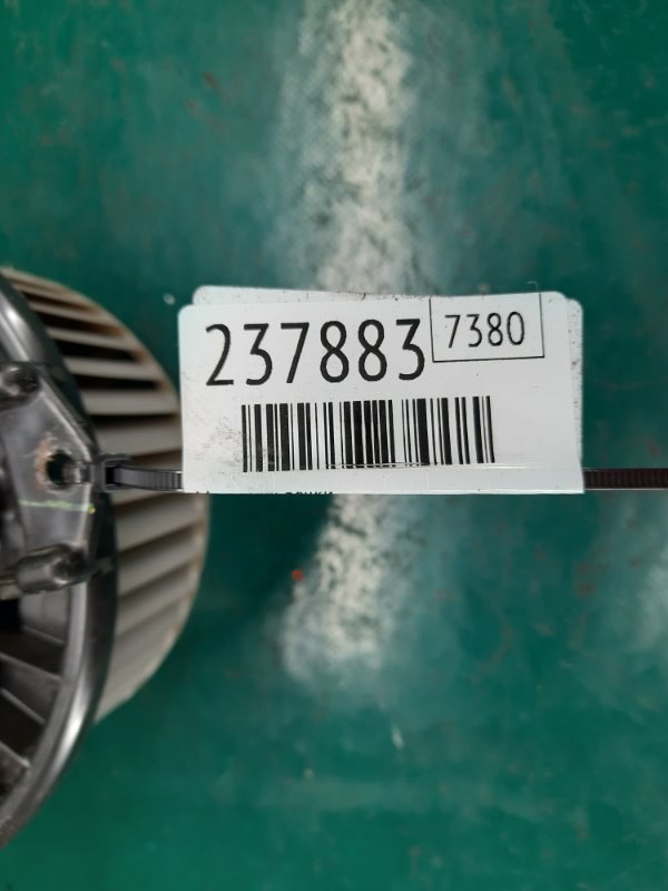 Моторчик печки YARIS 05–11 2008 Хэтчбек 1.5 1NZ-FE