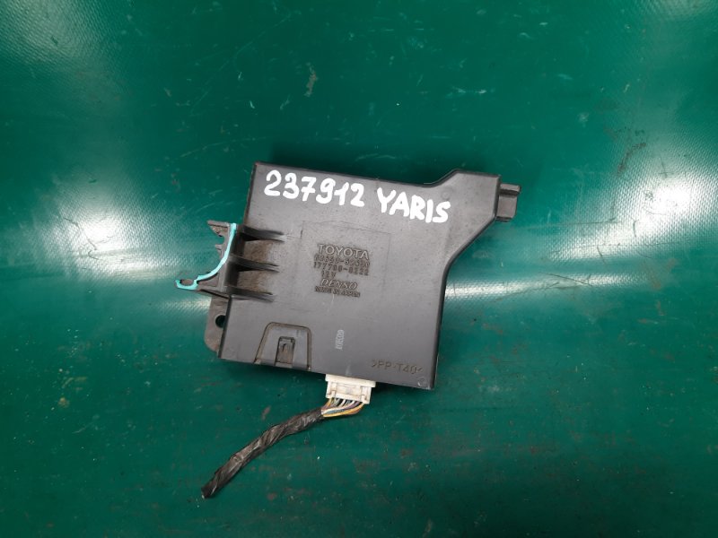 Запчасть блок электронный TOYOTA YARIS 05–11 2008 Хэтчбек 1.5 1NZ-FE 88650-52630 Б/У Блок электронный TOYOTA YARIS 05–11 2008 Хэтчбек 1.5 1NZ-FE 88650-52630 Б/У