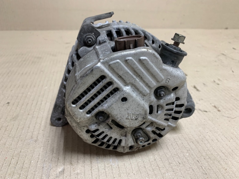 Генератор RX300 98-03 2000 Внедорожник 3.0