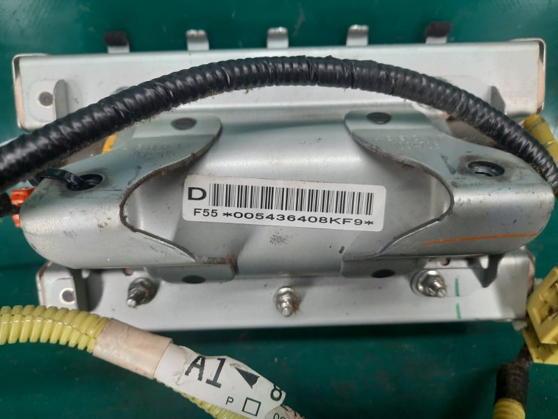 Подушка безопасности пассажира YARIS 05–11 2008 Хэтчбек 1.5 1NZ-FE