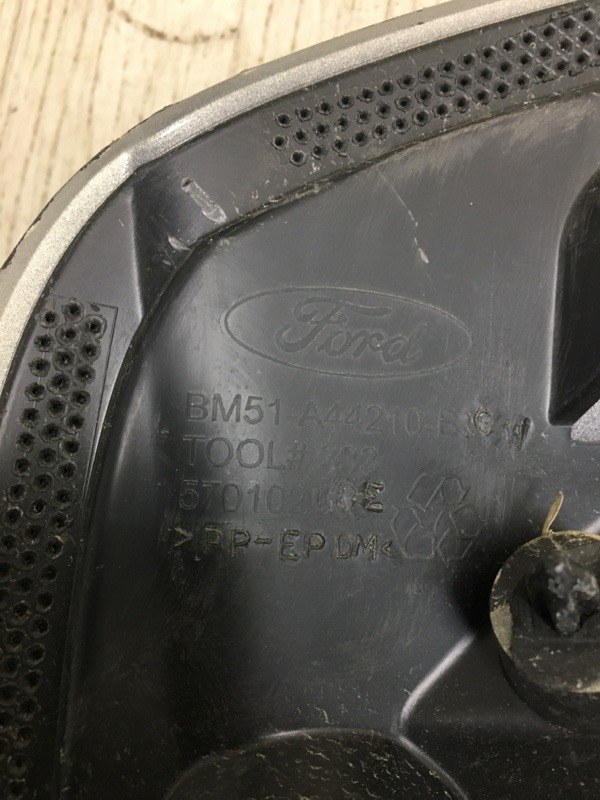 Спойлер крышки багажника FOCUS 10-18 2017 CB8 2.0 XQDA