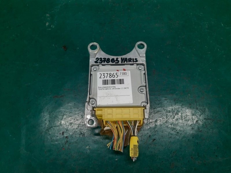 Блок управления AIRBAG TOYOTA YARIS 05–11 Хэтчбек 1.5 1NZ-FE Блок управления AIRBAG TOYOTA YARIS 05–11 Хэтчбек 1.5 1NZ-FE