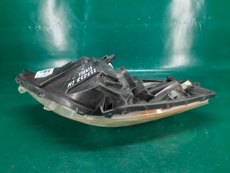Фара правая YARIS 05–11 2008 Хэтчбек 1.5 1NZ-FE Фара правая YARIS 05–11 2008 Хэтчбек 1.5 1NZ-FE