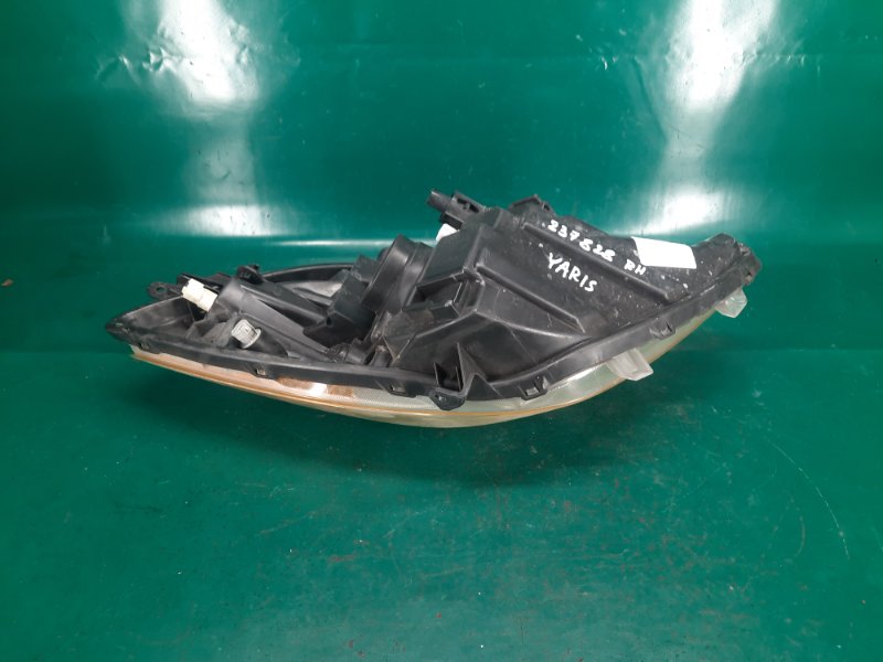 Фара левая YARIS 05–11 2008 Хэтчбек 1.5 1NZ-FE Фара левая YARIS 05–11 2008 Хэтчбек 1.5 1NZ-FE