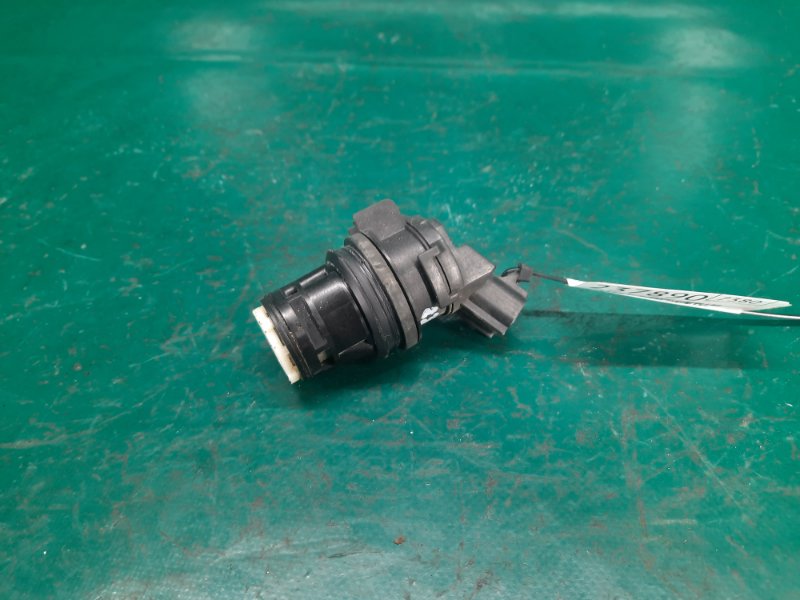 Насос омывателя стекла задний TOYOTA YARIS 05–11 2008 Хэтчбек 1.5 1NZ-FE 85330-60180 Б/У