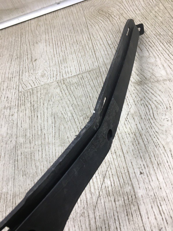 Решетка переднего бампера FORTE YD 12- 2015 YD 1.8 G4NB