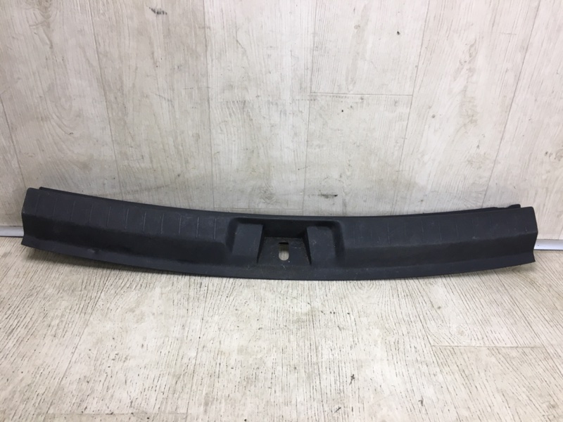 Накладка на порог багажника DODGE JOURNEY 08-20 2011 JC 3.6 ERB 1BE73DX9AB Б/У