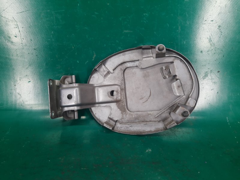 Лючок топливного бака 3 BK 03-08 2008 Хэтчбек 2.3 L3