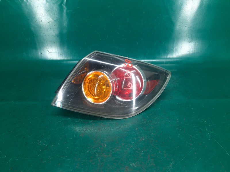 Запчасть фонарь наружный правый MAZDA 3 BK 03-08 2008 Хэтчбек 2.3 L3 BR5S-51-150B Б/У Фонарь наружный правый MAZDA 3 BK 03-08 2008 Хэтчбек 2.3 L3 BR5S-51-150B Б/У