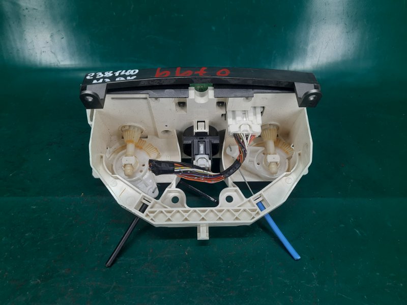 Блок управления печкой 3 BK 03-08 2008 Хэтчбек 2.3 L3