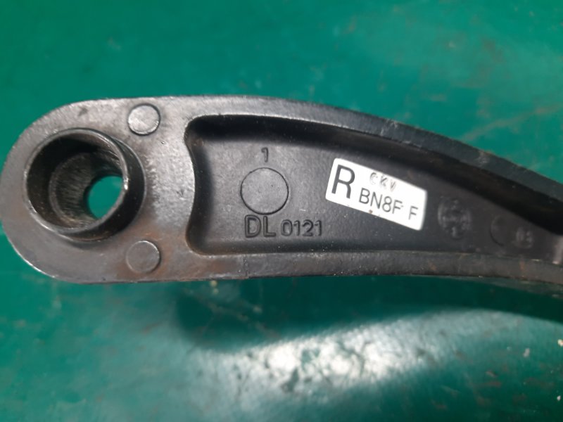 Поводок стеклоочистителя передний левый MAZDA 3 BK 03-08 Хэтчбек 2.3 L3