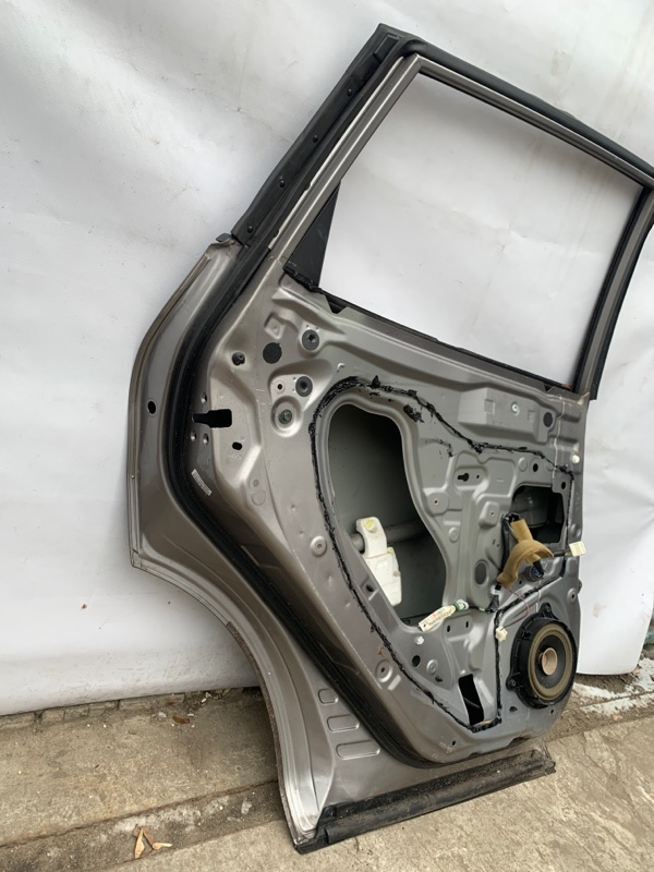 Дверь задняя левая ROGUE 08-15 2009 Внедорожник 2.5 QR25DE
