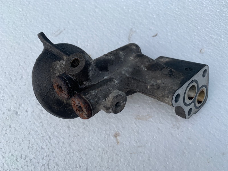 Кронштейн масляного фильтра GX470 02-09 Внедорожник 2UZFE Кронштейн масляного фильтра GX470 02-09 Внедорожник 2UZFE