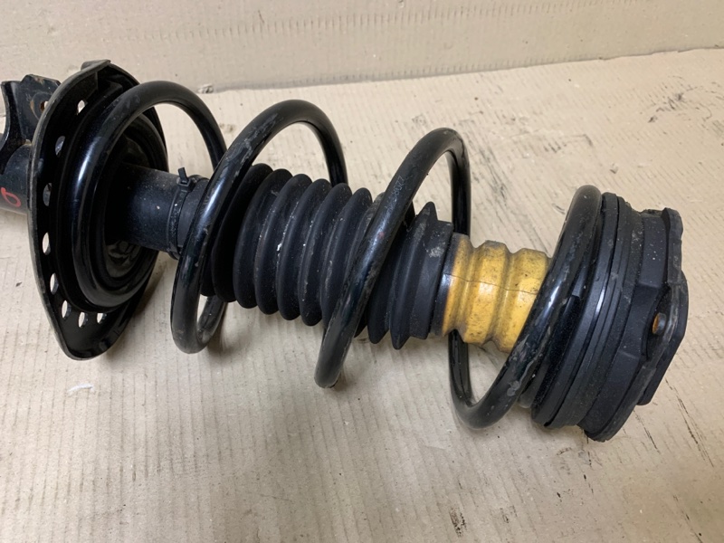 Амортизатор передний правый ROGUE 08-15 2009 Внедорожник 2.5 QR25DE Амортизатор передний правый ROGUE 08-15 2009 Внедорожник 2.5 QR25DE