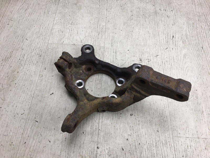 Кулак поворотный передний правый NV200 USA 13- 2020 M20XUS 2.0 MR20DE