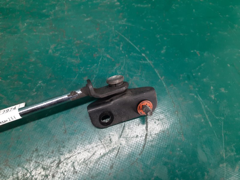 Амортизатор капота правый SUBARU IMPREZA 07-11 GE/GH Седан 2.5 EJ253