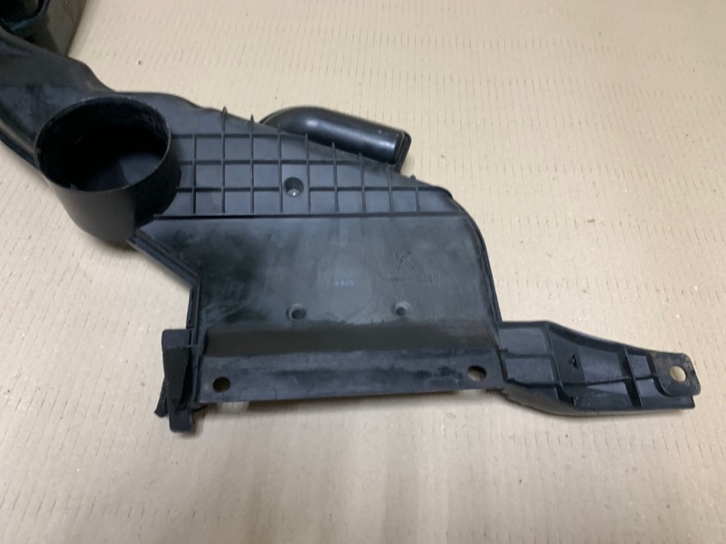 Воздухозаборник ROGUE 08-15 2009 Внедорожник 2.5 QR25DE