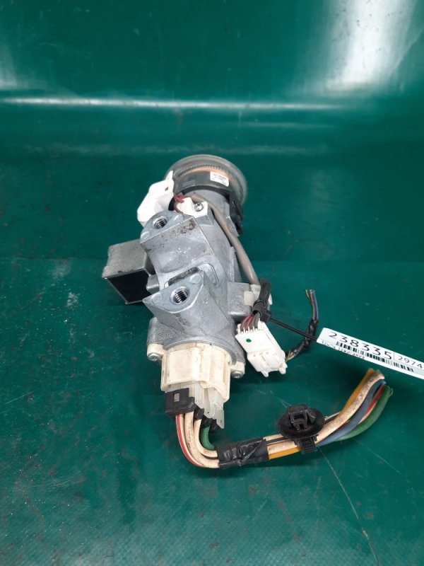 Замок зажигания IMPREZA 07-11 GE/GH 2009 Седан 2.5 EJ253 Замок зажигания IMPREZA 07-11 GE/GH 2009 Седан 2.5 EJ253