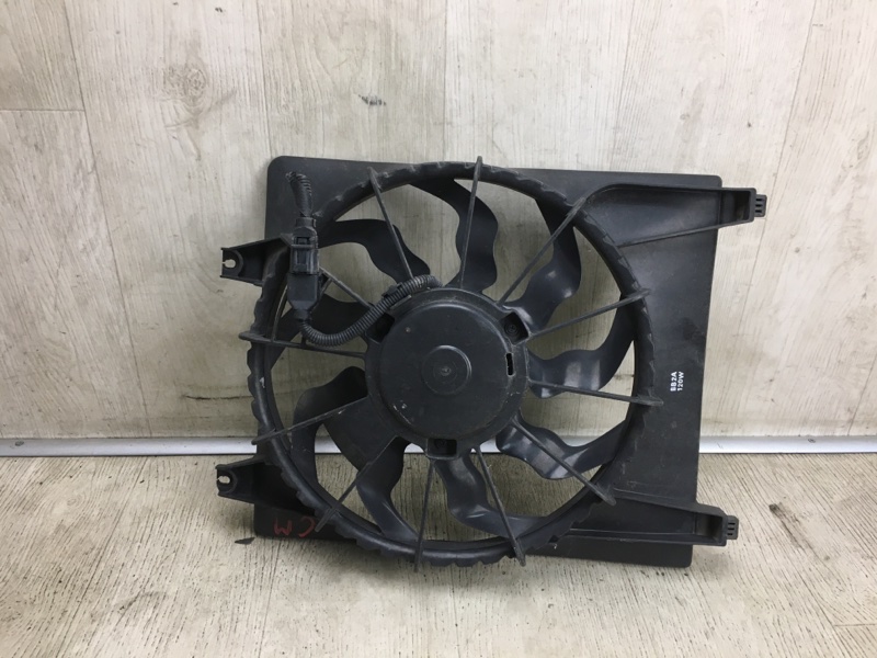 Диффузор вентилятора основного радиатора HYUNDAI SANTA FE (CM) 05-12 2006-2009 CM 977302B100 Б/У