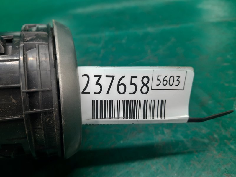 Дефлектор воздушный левый ROGUE 08-15 2008 Внедорожник 2.5 QR25DE Дефлектор воздушный левый ROGUE 08-15 2008 Внедорожник 2.5 QR25DE