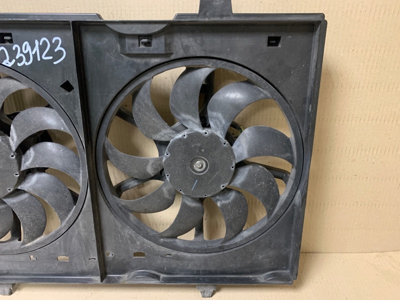 Диффузор вентилятора основного радиатора NISSAN ROGUE 08-15 Внедорожник 2.5 QR25DE Диффузор вентилятора основного радиатора NISSAN ROGUE 08-15 Внедорожник 2.5 QR25DE