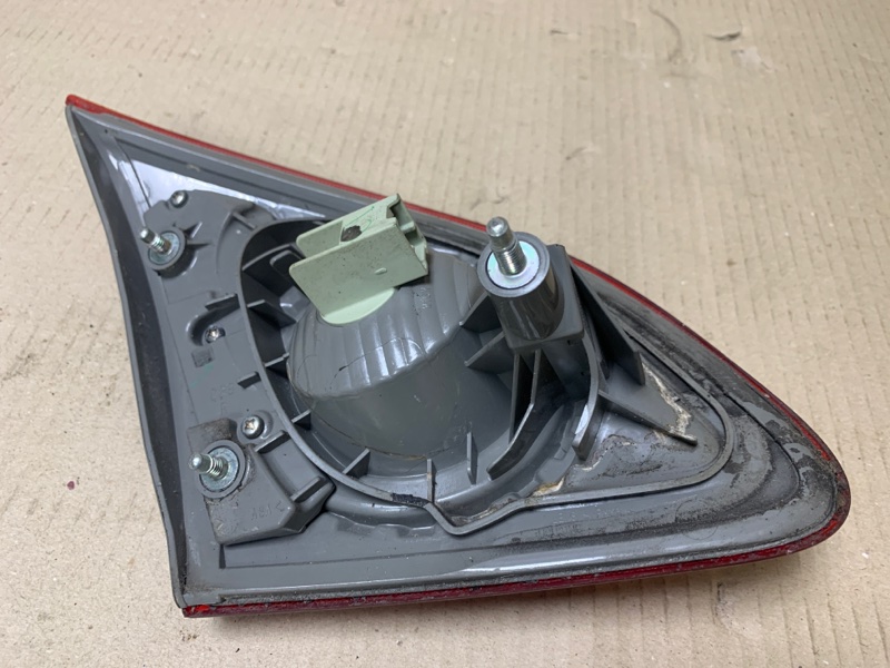 Фонарь внутренний задний правый ROGUE 08-15 2009 Внедорожник 2.5 QR25DE