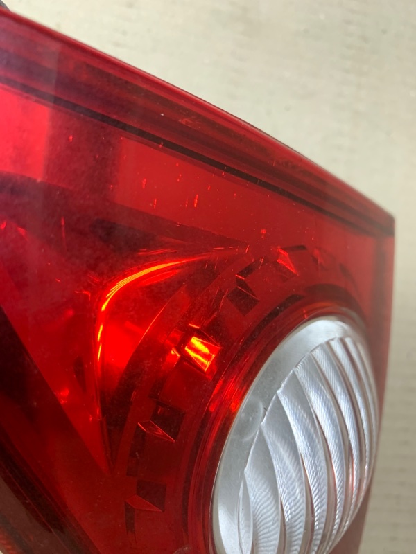 Фонарь внутренний задний правый ROGUE 08-15 2009 Внедорожник 2.5 QR25DE