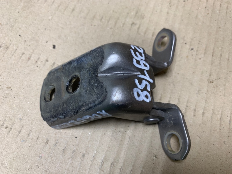 Петля двери нижняя задняя левая ROGUE 08-15 2009 Внедорожник 2.5 QR25DE