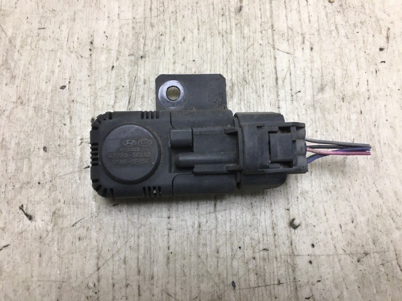 Датчик температуры наружного воздуха HYUNDAI SONATA NF 04-10 972803K000 Б/У