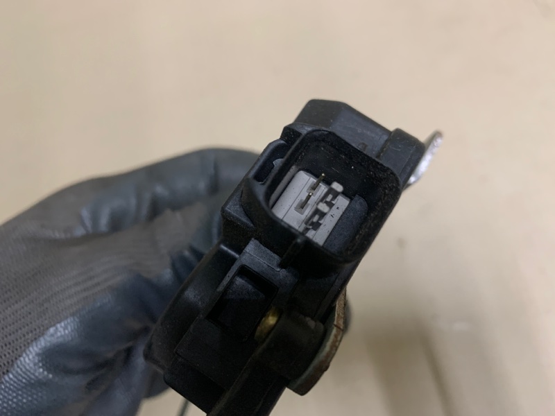 Привод открывания крышки багажника MITSUBISHI OUTLANDER 03-07 Внедорожник 2.4 4G64