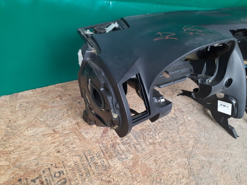 Торпедо LEXUS GS350 GS300 05-11 Седан 3.5