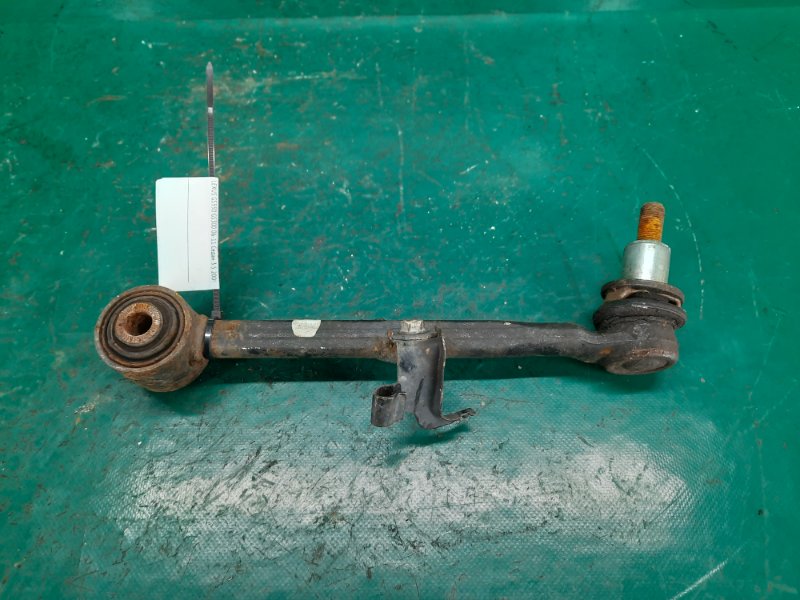 Рычаг задней подвески поперечный нижний задний правый LEXUS GS350 GS300 05-11 Седан 3.5