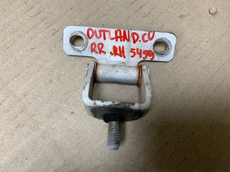 Петля крышки багажника правая OUTLANDER 03-07 2002 Внедорожник 2.4 4G64