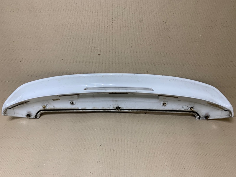 Спойлер крышки багажника OUTLANDER 03-07 2002 Внедорожник 2.4 4G64