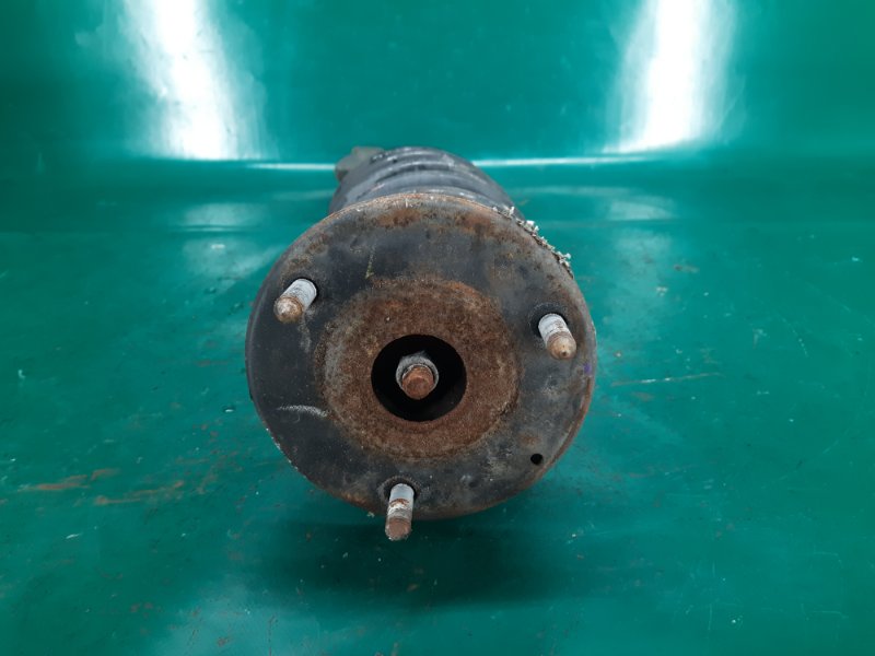 Амортизатор передний левый GS350 GS300 05-11 2009 Седан 3.5