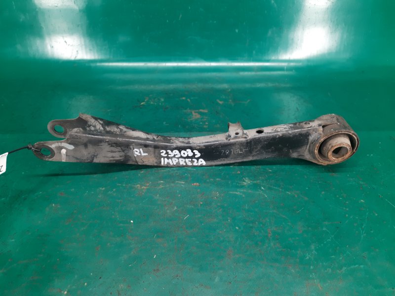 Рычаг задней подвески продольный левый SUBARU IMPREZA 07-11 GE/GH 2009 Седан 2.5 EJ253 20250FG010 Б/У