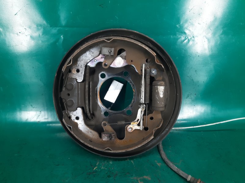 Тормозной механизм задний правый SUBARU IMPREZA 07-11 GE/GH 2009 Седан 2.5 EJ253 26704FG040 Б/У