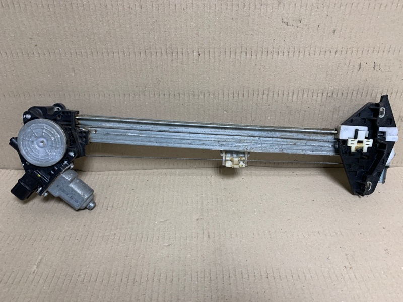 Стеклоподъемник задний левый MDX (YD2) 06-13 2011 Внедорожник 3.7 J37A1