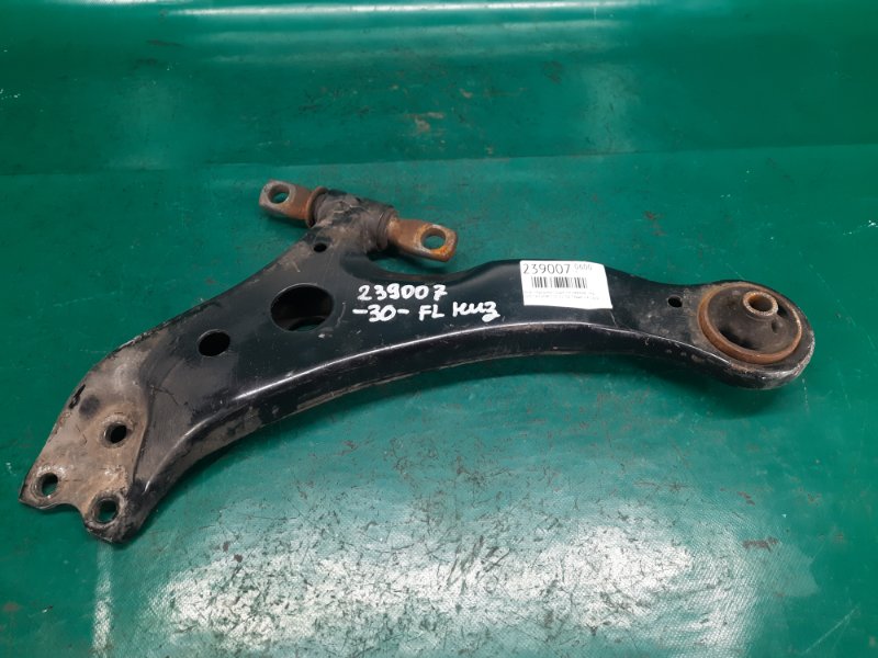 Рычаг передней подвески нижний левый CAMRY 30 02-06 2005 Седан 2.4 2AZFE Рычаг передней подвески нижний левый CAMRY 30 02-06 2005 Седан 2.4 2AZFE