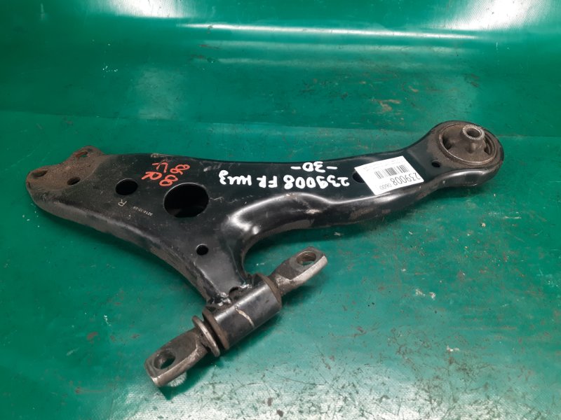 Рычаг передней подвески нижний правый TOYOTA CAMRY 30 02-06 Седан 2.4 2AZFE