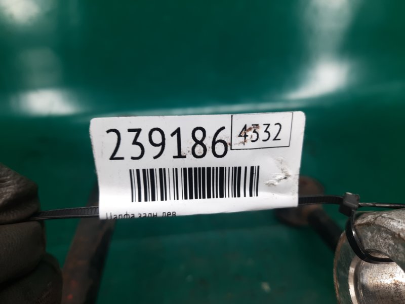 Цапфа задняя левая GS350 GS300 05-11 2009 Седан 3.5