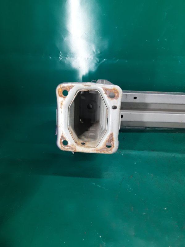 Усилитель переднего бампера 3 BK 03-08 2008 Хэтчбек 2.3 L3 Усилитель переднего бампера 3 BK 03-08 2008 Хэтчбек 2.3 L3