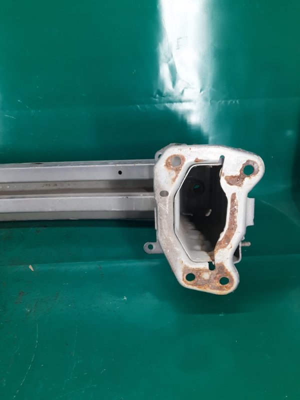 Усилитель переднего бампера 3 BK 03-08 2008 Хэтчбек 2.3 L3 Усилитель переднего бампера 3 BK 03-08 2008 Хэтчбек 2.3 L3