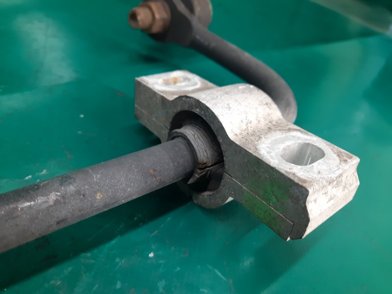 Стабилизатор задний GS350 GS300 05-11 2009 Седан 3.5