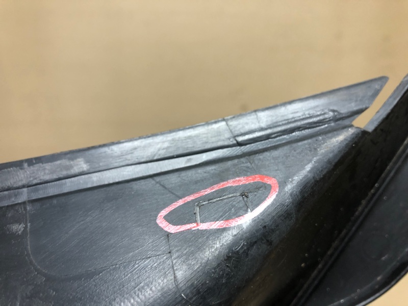 Пластик под лобовое стекло / Жабо правый MITSUBISHI ASX / OUTLANDER SPORT 10-21 Внедорожник 2.0 Пластик под лобовое стекло / Жабо правый MITSUBISHI ASX / OUTLANDER SPORT 10-21 Внедорожник 2.0