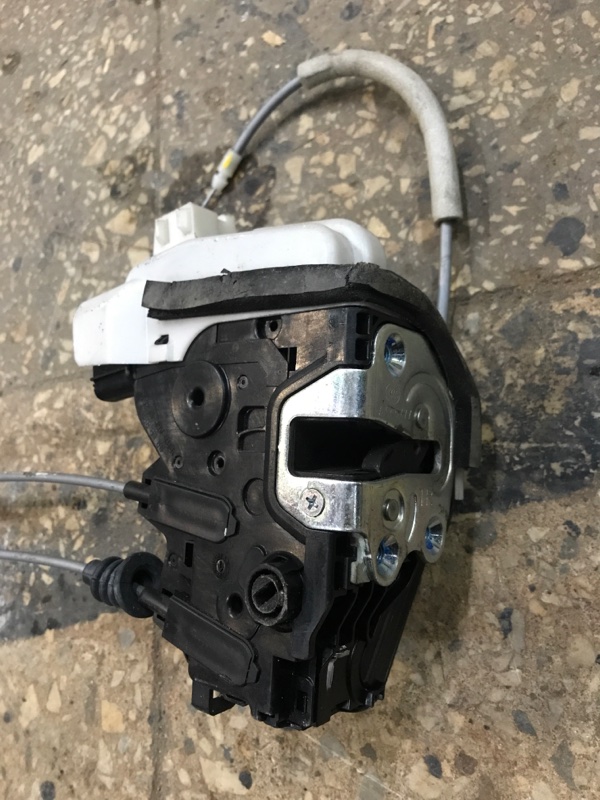 Замок двери задний правый KIA SOUL PS 13-19 PS 2.0