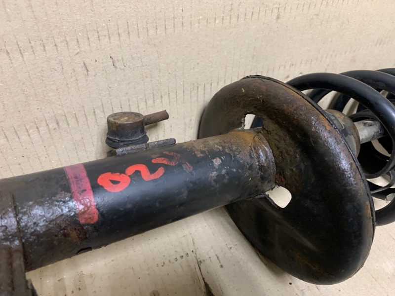 Амортизатор задний левый HIGHLANDER 01-07 2002 Внедорожник 3.0 1MZFE Амортизатор задний левый HIGHLANDER 01-07 2002 Внедорожник 3.0 1MZFE